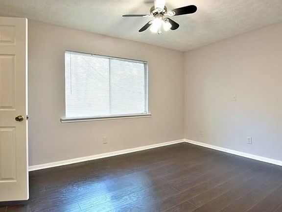5th image of 6241 Huntington Trl