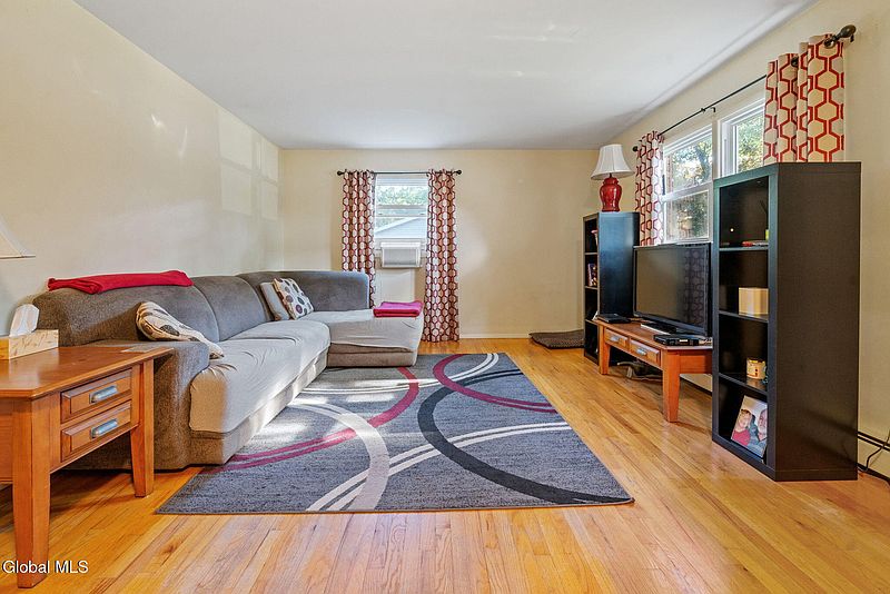 5th image of 149 Horstman Drive