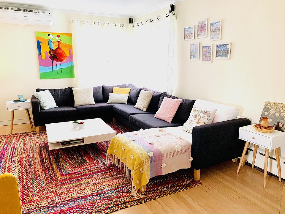 1st image of 382 Aurora Ave #1
