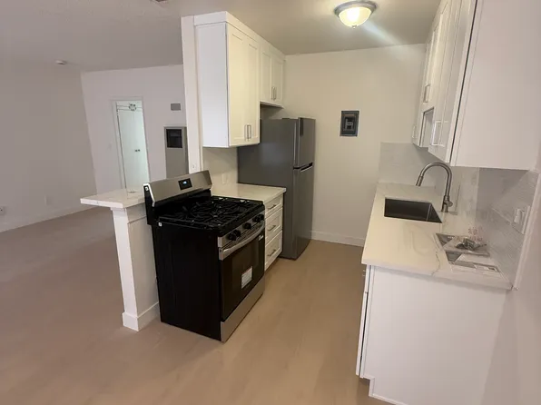 349 Burchett St APT 6, Glendale, CA 91203
