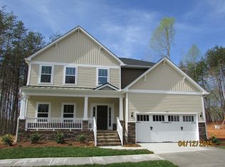 7495 Fintry Ct, Greensboro, NC 27409