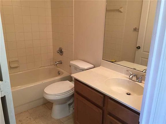 4th image of 21125 NW 14th Pl #3