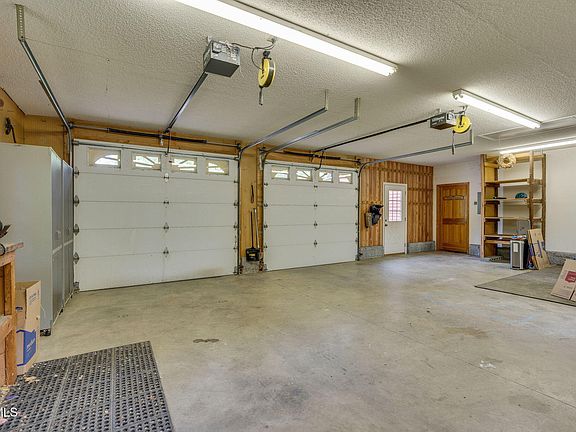 41st image of 147 Britton Ln