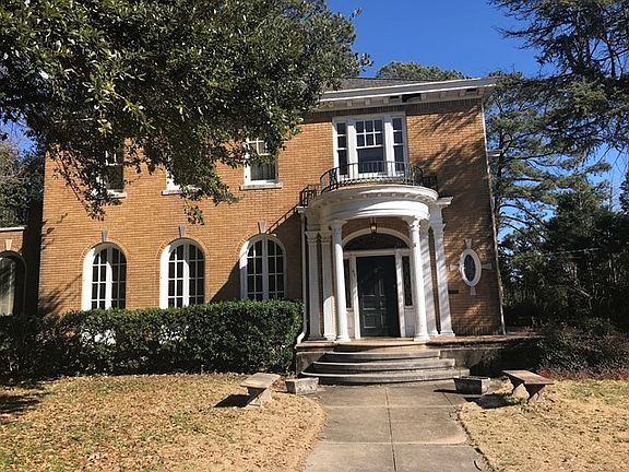 2nd image of 111 Buford Pl