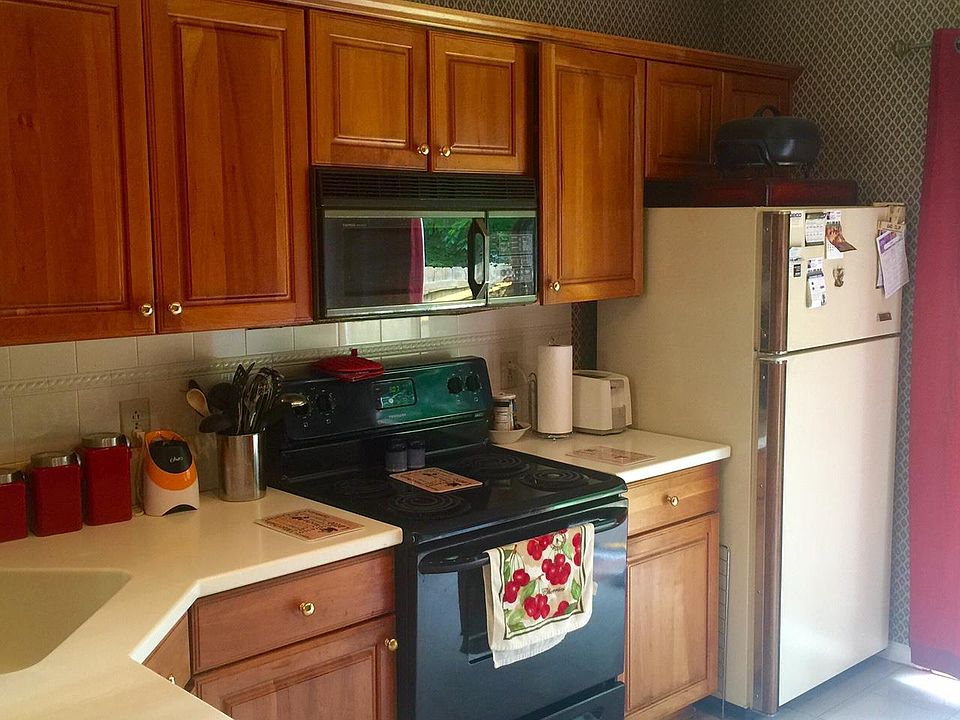 2nd image of 3113 Woodymore Dr