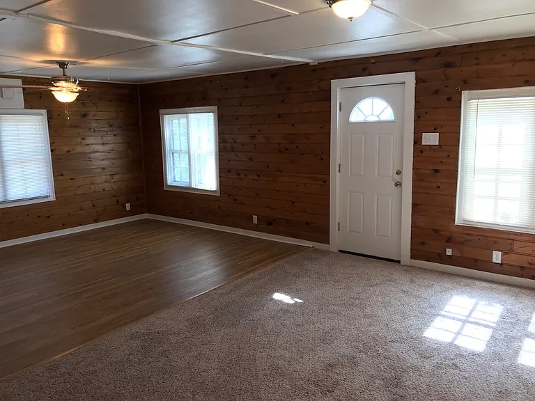 4409 W Eisenhower Blvd — Photo 3