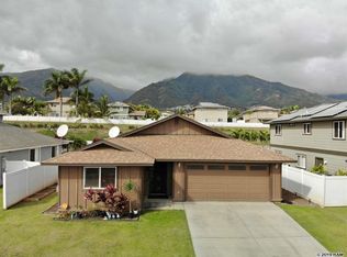 35 W Makahakaha Loop, Wailuku, HI 96793