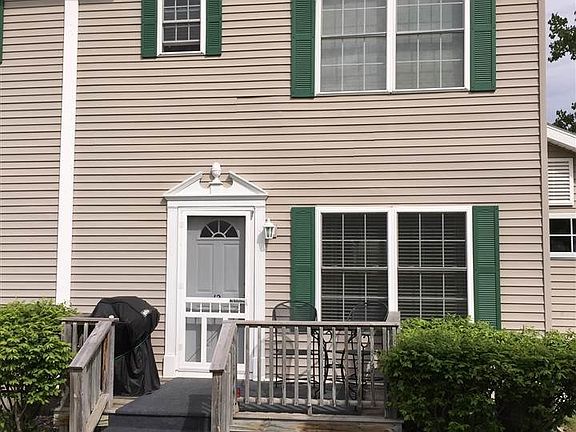 3rd image of 827 Arlington Ave APT 1