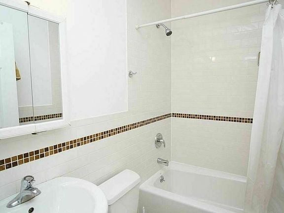 5th image of 26-09 23rd Ave #1A