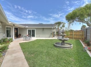 2202 Cape Ann St, Rockport, TX 78382