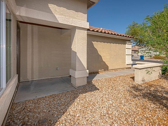 4th image of 22199 W Tonto St