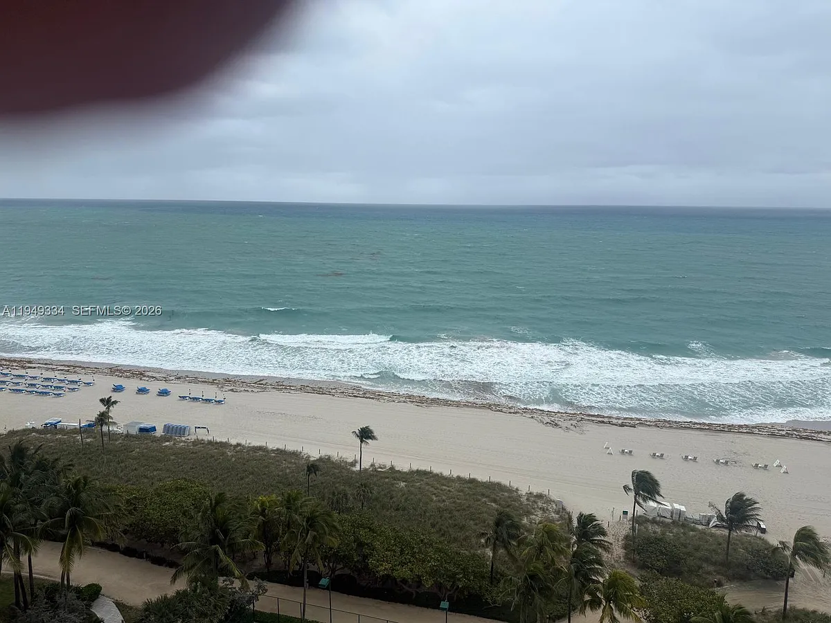 Building Photo - 9601 Collins Ave #1404
