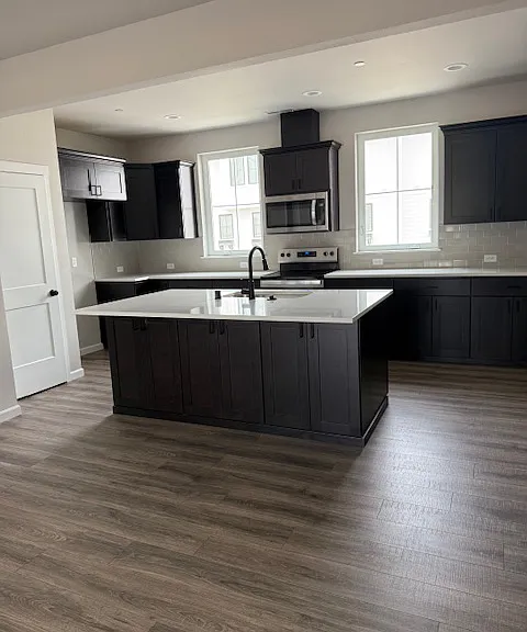 12111 127th Avenue Ct E #92 — Photo 3