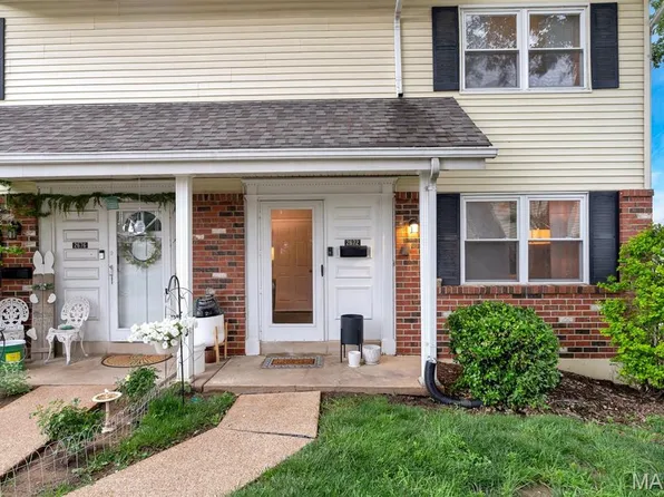 2672 Falcons Way #54, Saint Charles, MO 63303