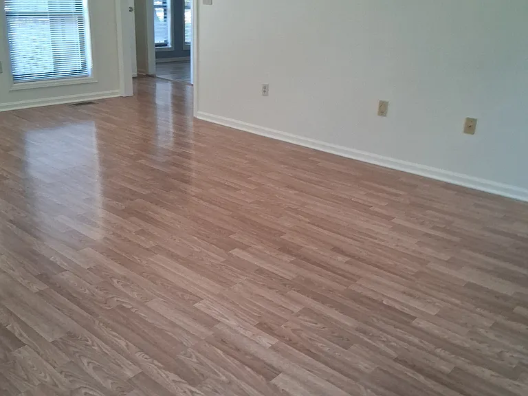 2213 Jefferson Cir — Photo 12
