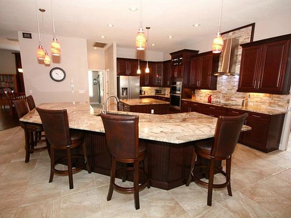 5th image of 14612 Gainesborough Dr