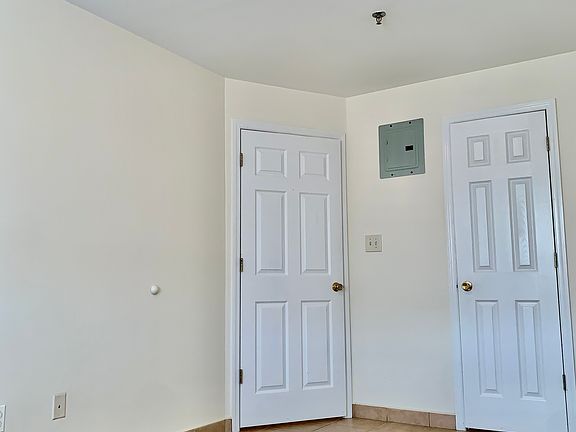 4th image of 8417 Lander St #3B