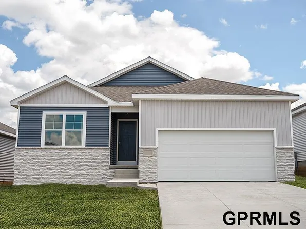 13601 Read St, Omaha, NE 68142