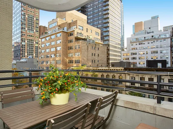 309 East 49th Street image 1 of 5