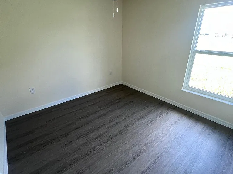 1150 Norge Ct — Photo 11