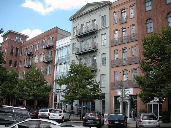 3rd image of 360 Chambers St Unit 154