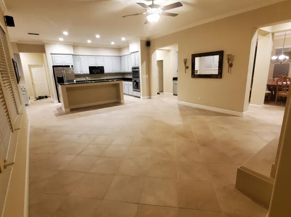9739 Silvertrail Ln, Elk Grove, CA 95624