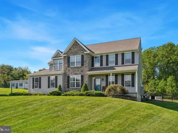 7 Maack Rd, Pottstown, PA 19465