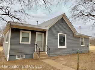 4212 S River Park Rd, Halstead, KS 67056