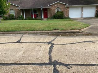 81 Valley Rd, Texarkana, TX 75503