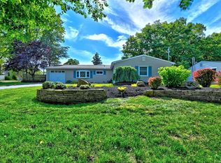 138 Shenandoah Blvd N, Nesconset, NY 11767