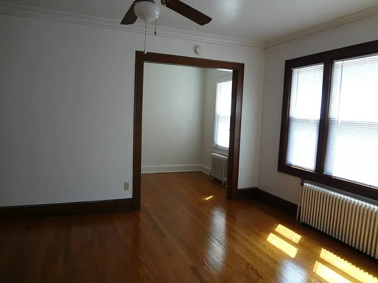 Studio Unit ( Living Space)