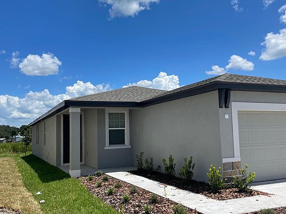 3rd image of 3037 Fresno Pl
