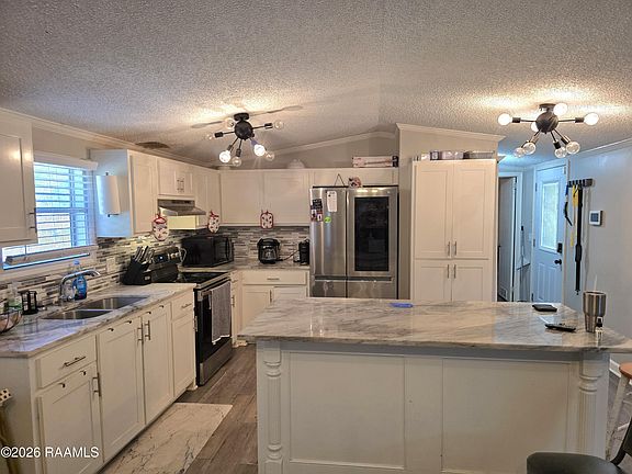 5th image of 1103 Orchard Park Dr