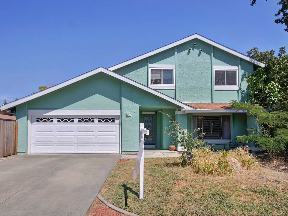 1st image of 317 Bishop Dr