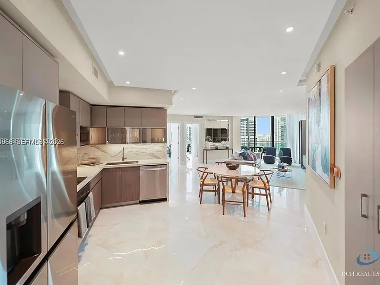 350 S Miami Ave #3902 — Photo 3