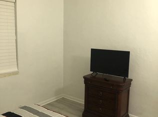 26 Miami Gardens Rd UNIT 2, Hollywood, FL 33023