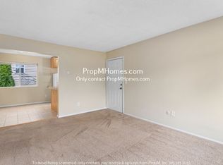 Great Second Floor Two Bedroom Apartment In St. Johns - Pet Friendly!, Portland, OR 97203