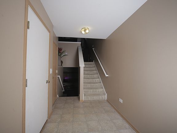 4th image of 1352 Acorn Dr #1352