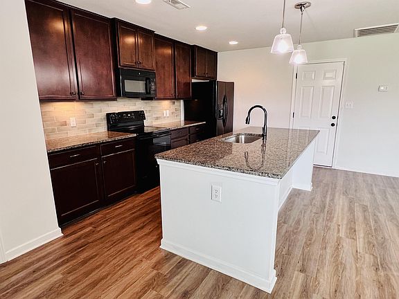2nd image of 307 Fenrose Dr