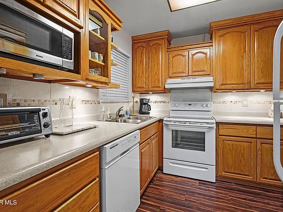 3rd image of 4800 N Stanton St Unit 129