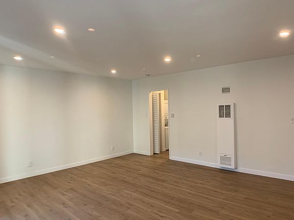 2nd image of 3806 S Bronson Ave #1