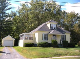 55 Emmons St, Saranac, NY 12981