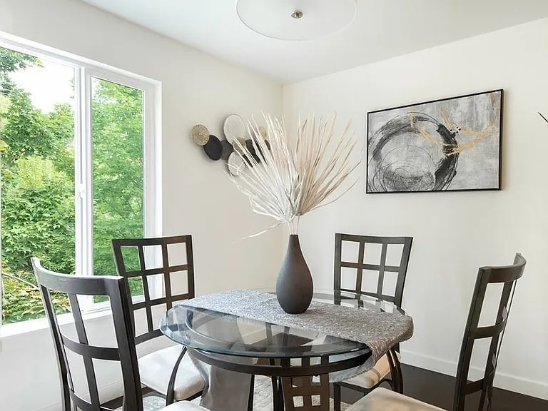 Cozy dining nook- space for a full dining set, bar cart, etc