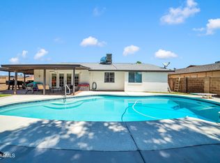 5647 W VOGEL Avenue, Glendale, AZ 85302