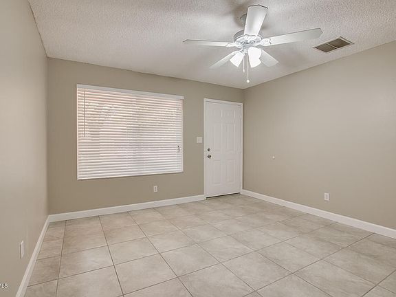 5th image of 2135 E Catalina Ave