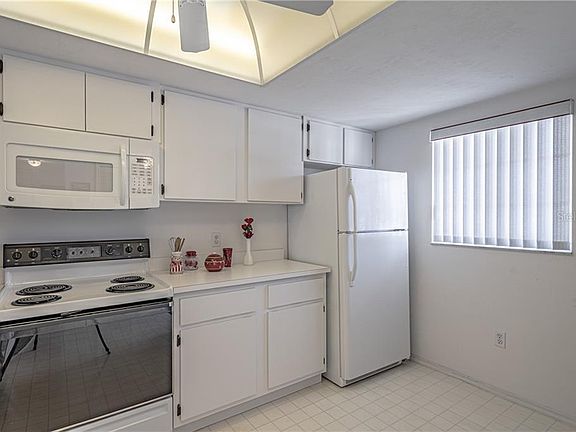 5th image of 3310 Loveland Blvd Unit 2401