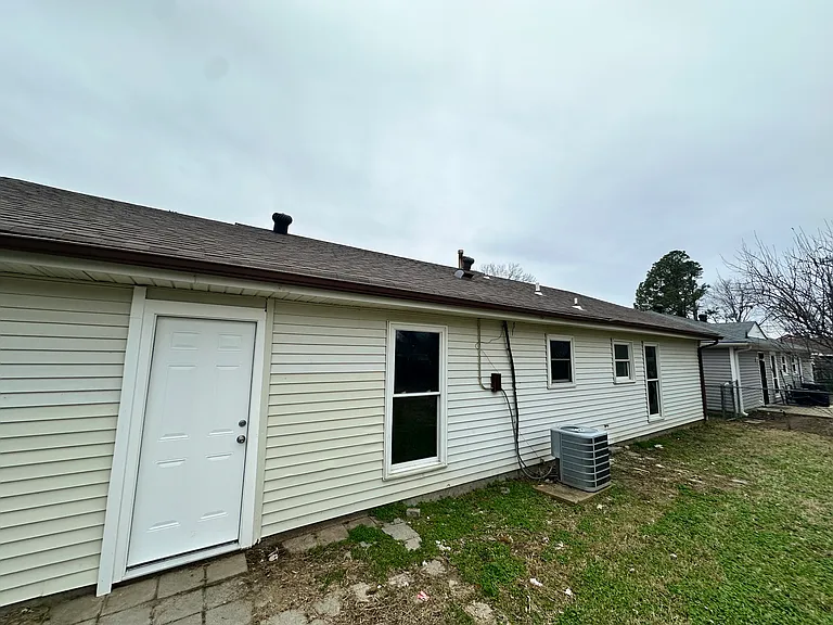 6294 Martinwest Dr — Photo 19