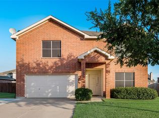 202 Equestrian Dr, Waxahachie, TX 75165