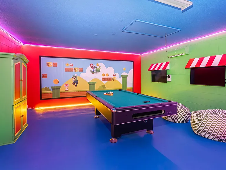 Building's Lounge