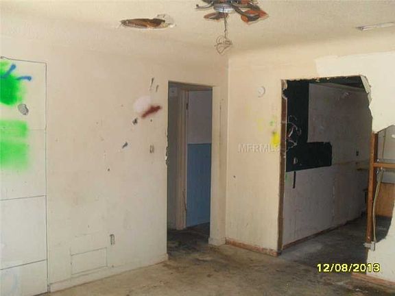 3rd image of 254 Gary Dr